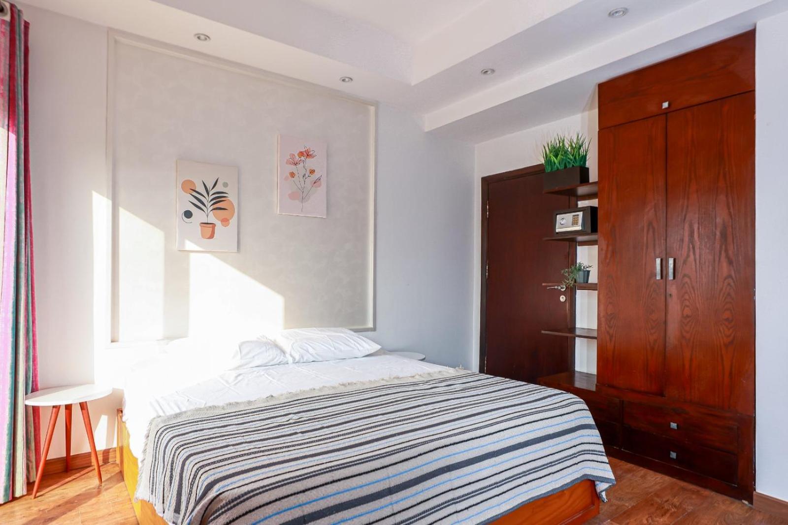 Luxurious With Terrace In New Apartament Kair